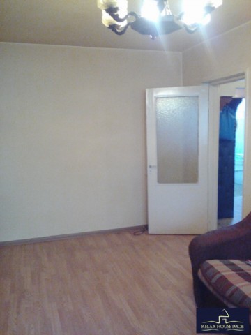 apartament-3-camere-confort-1-decomandat-in-ploiesti-zona-de-sud-a-orasului-2